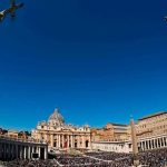 Ministros de la Corte ganan 43 veces más que trabajadores registrados ante el IMSS, señala AMLO