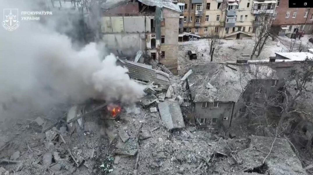 Rusia desata la devastación en Ucrania: 13 heridos y edificios destruidos tras brutal ataque con misiles de Moscú